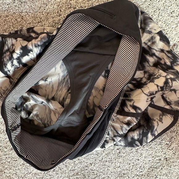 Lululemon Run Speed Short size 6 - Picture 7 of 7